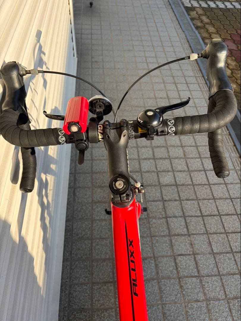 レッド アルミロードバイク 700C