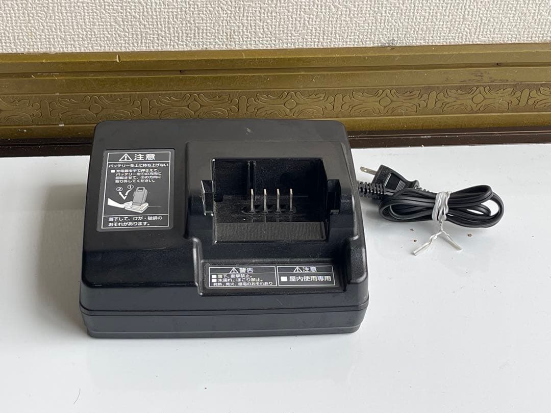 Panasonic NKJ073Z電動自転車用充電器 黒