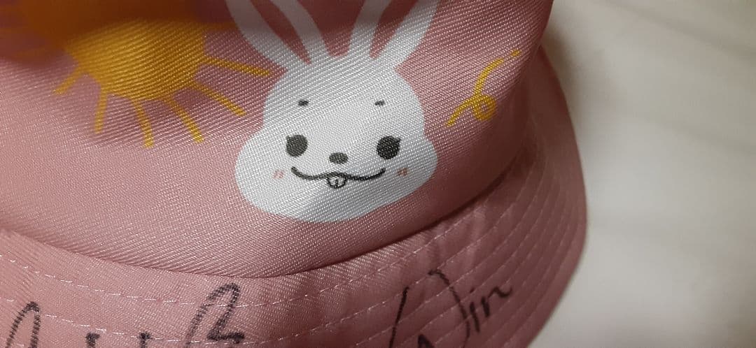 ロリエイベント帽子　直筆サイン　brightwin