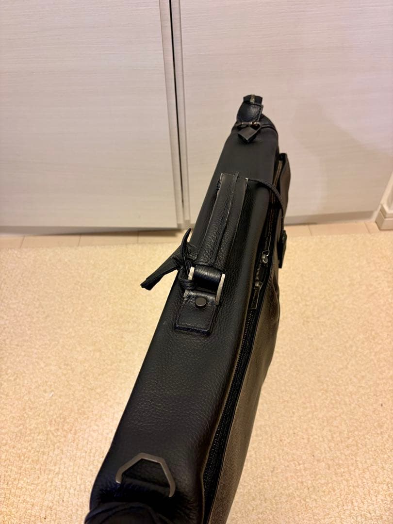 Ermenegildo Zegna ブラックガーメントバッグ