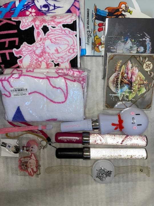 歌い手グッズ  まふまふ