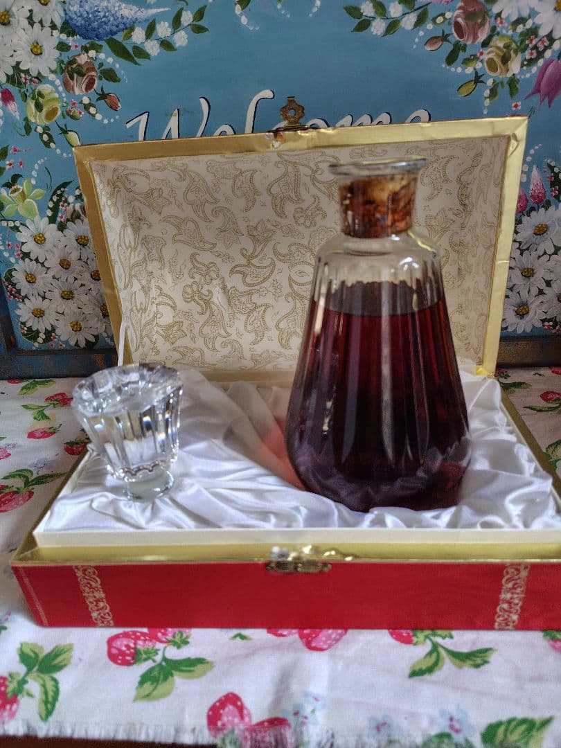 【訳あり】カミュ　コニャック バカラ　カラフェ 750ml 化粧箱付き