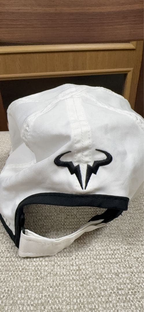 NIKE ラファエル・ナダル ロゴ ホワイトキャップ