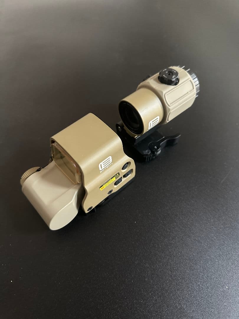 [連休セール]EOTech ホロサイトとマグニフファイア タンカラー