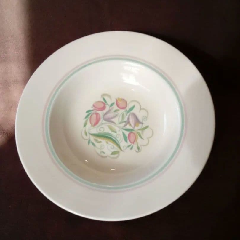 イギリス ス—ジ—•ク—パ― ス—プ皿 「ドレスデンスプレー」