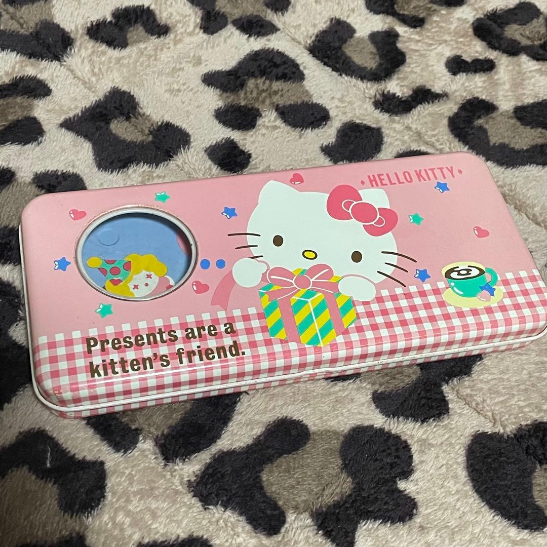 【希少】85年製 ハローキティ 缶ペンケース 筆箱 昭和レトロ 当時物