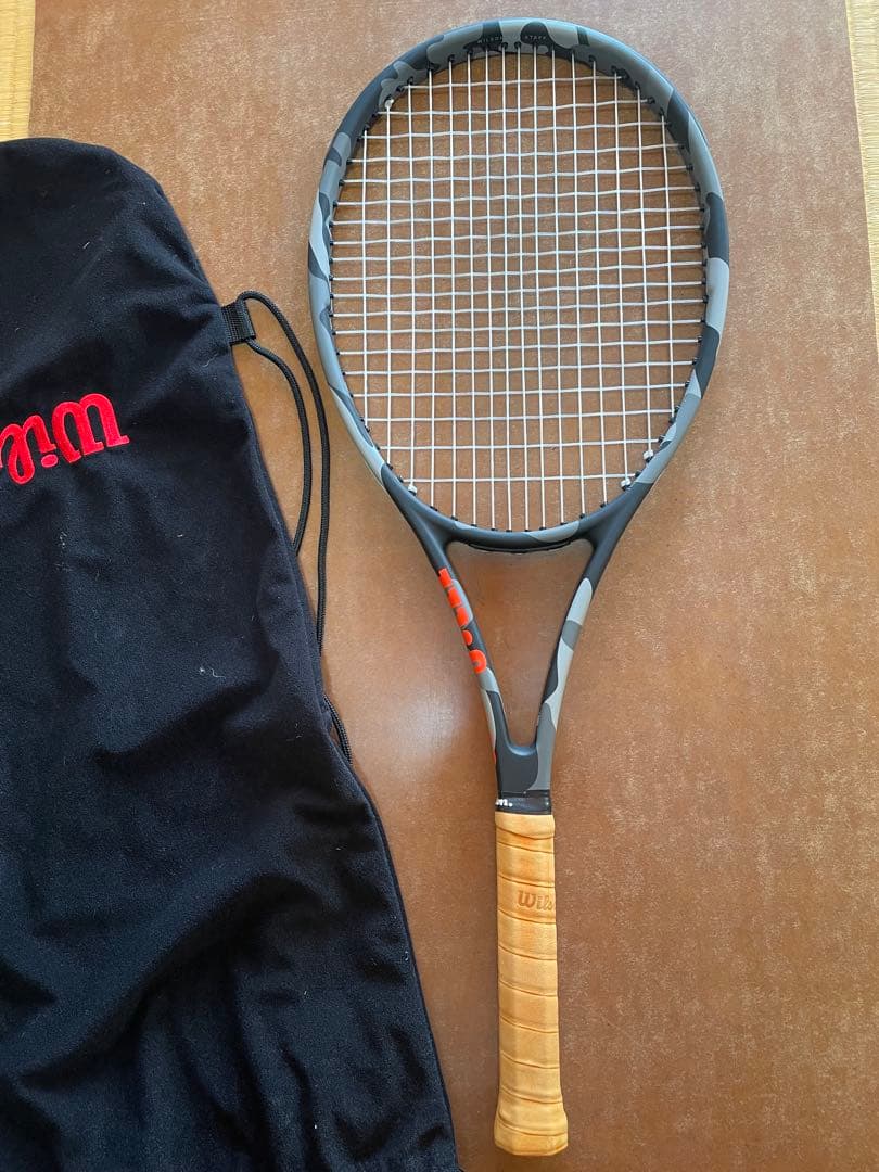 限定品Wilson Pro Staff テニスラケット カモフラージュ　ロジャー