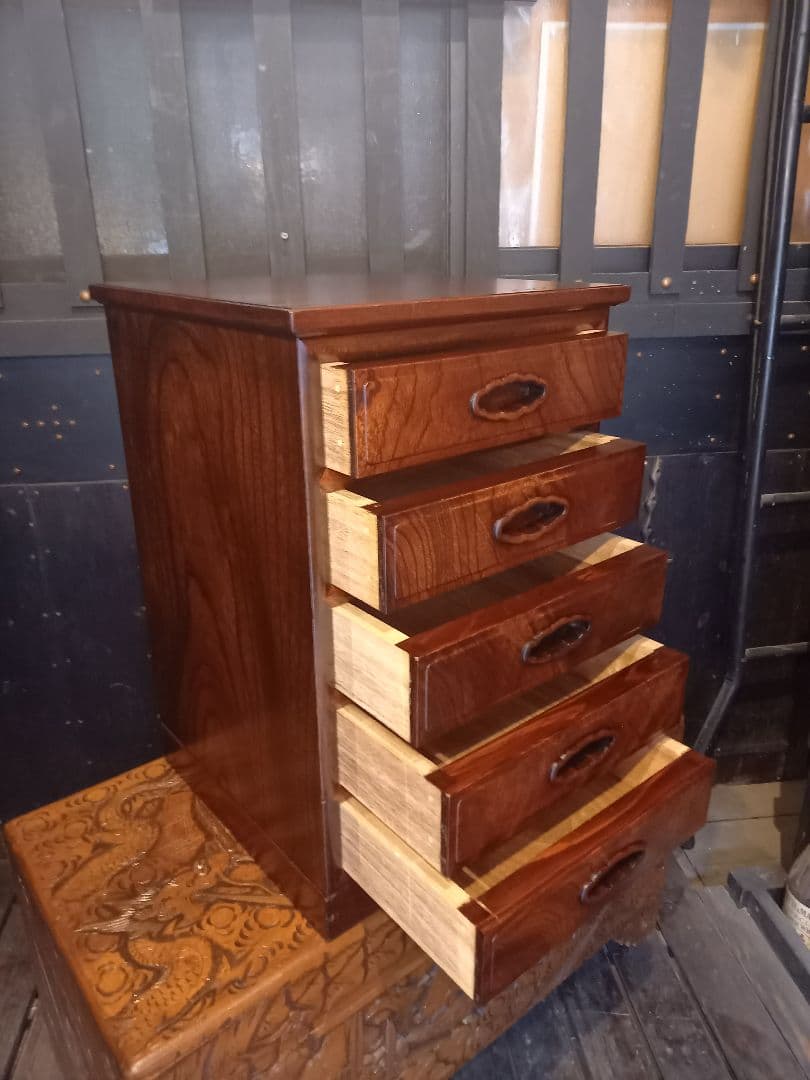 和物　高級　木組細工　欅　良杢目　無垢材　一枚板　重厚　大引き出し　五杯