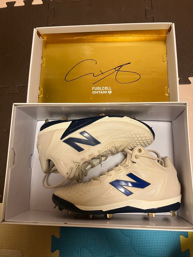 ニューバランス、野球スパイク、大谷選手モデル