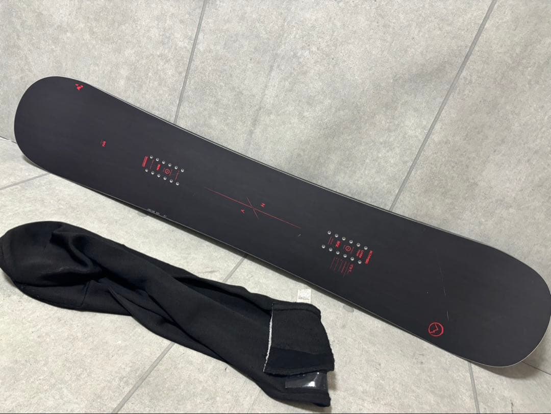 NOVEMBER LIVER TOUR 153cm 23-24 スノーボード