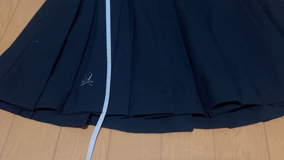 プリーツがとっても可愛い✨️マーク＆ロナ レディース スカート