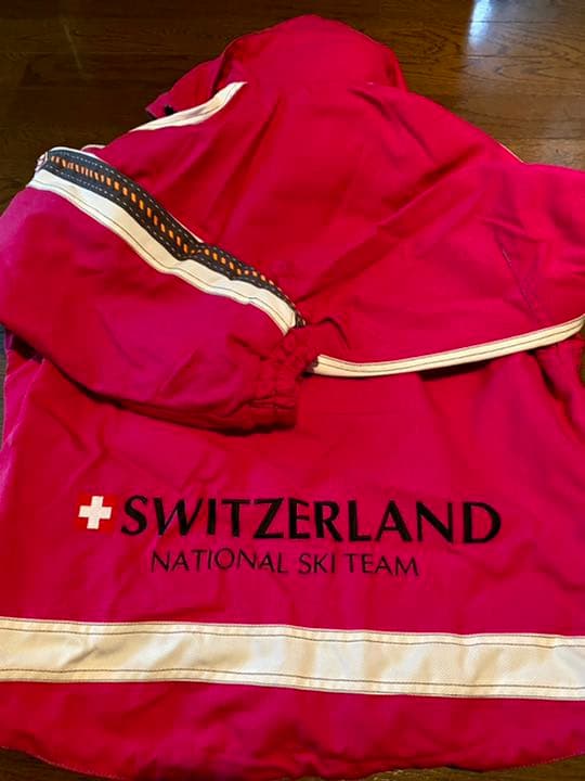 美品　未使用　デサント　スキーウェア上下