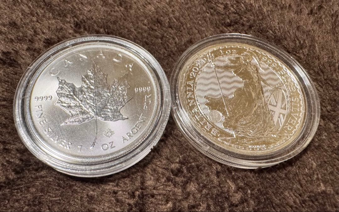 1オンス銀貨 メイプルリーフ銀貨＆ブリタニア銀貨 純銀 2枚セット