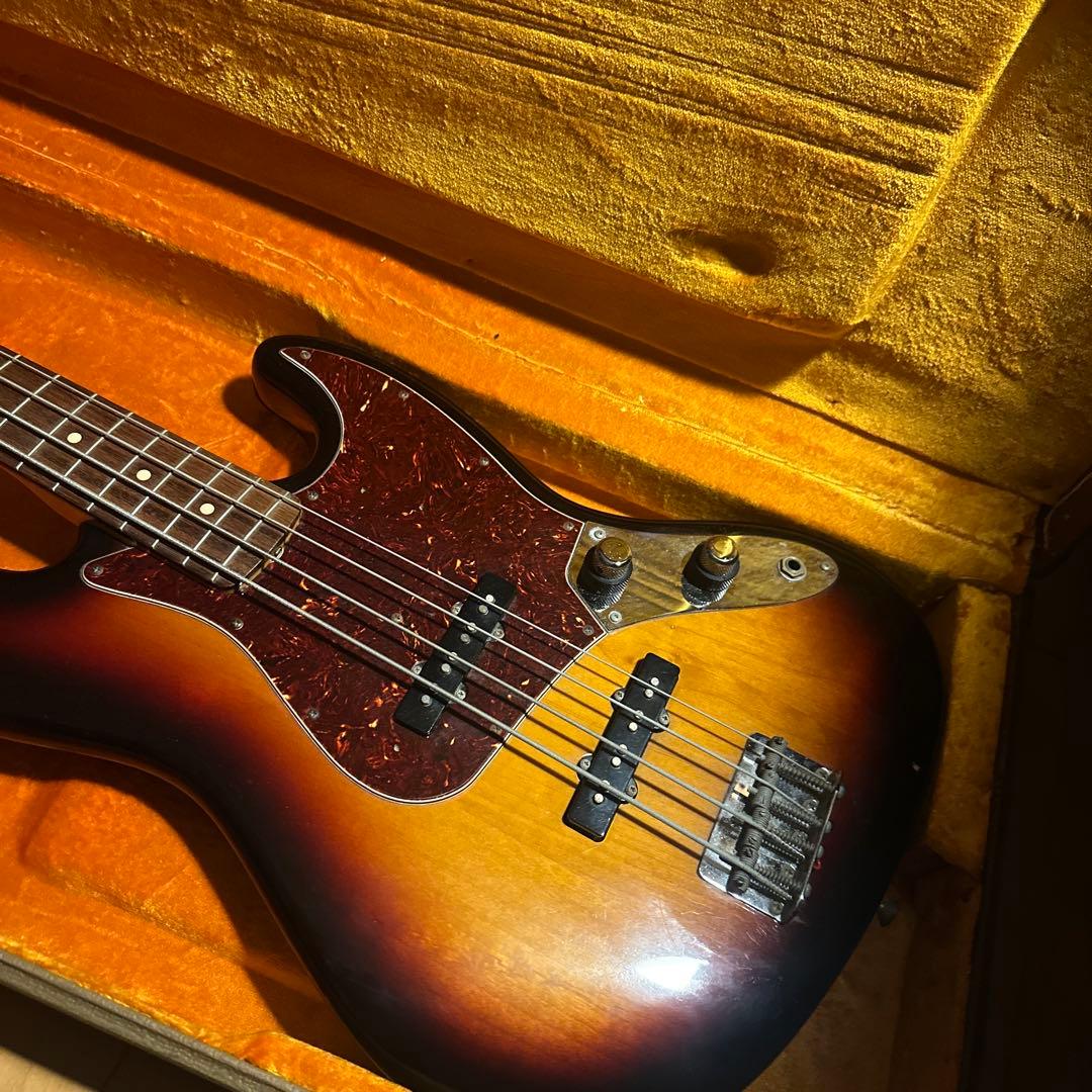 ベース Fender USA American Vintage 62 jazz bass