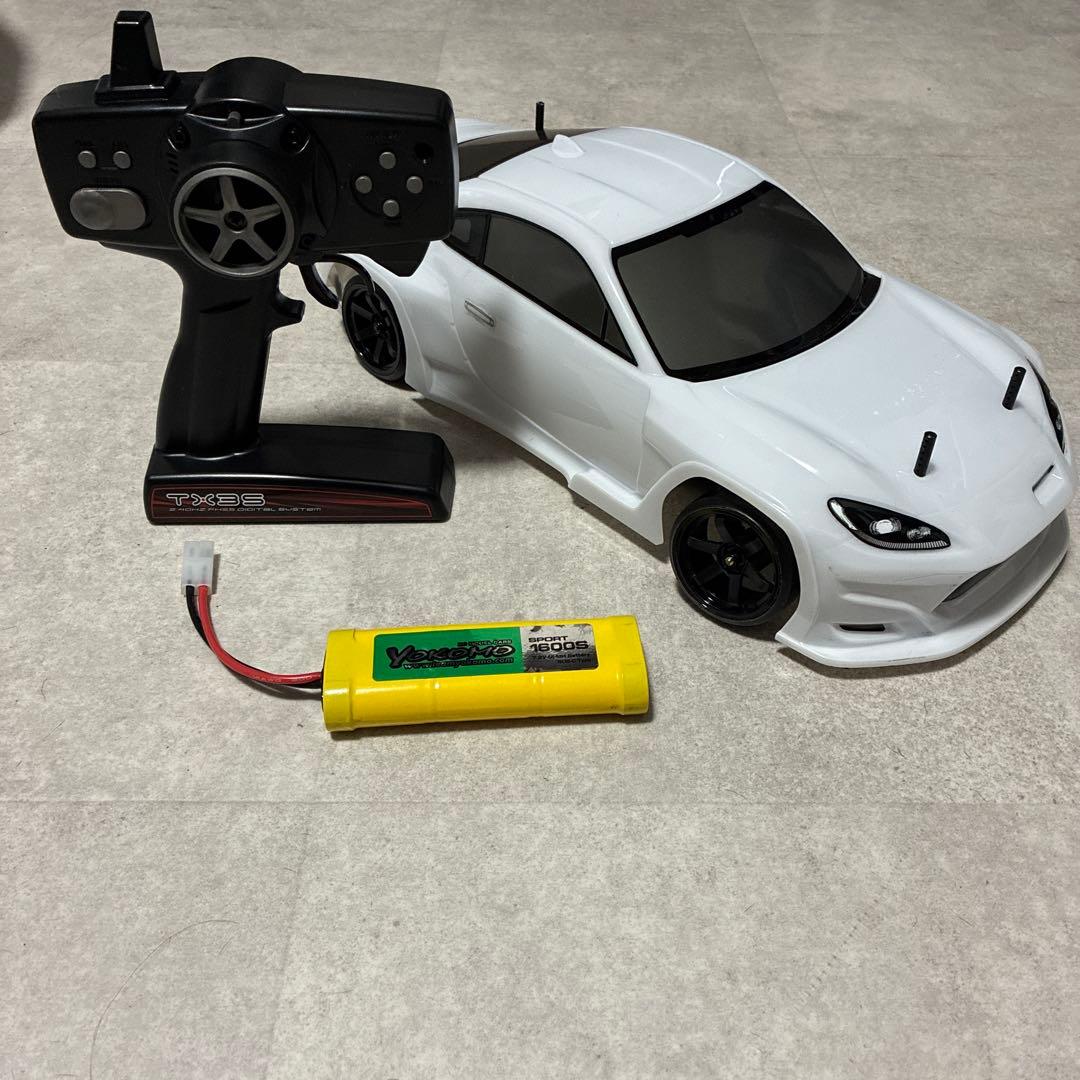 ヨコモ ドリフトパッケージ2WD GR86ボディ(白) RTR