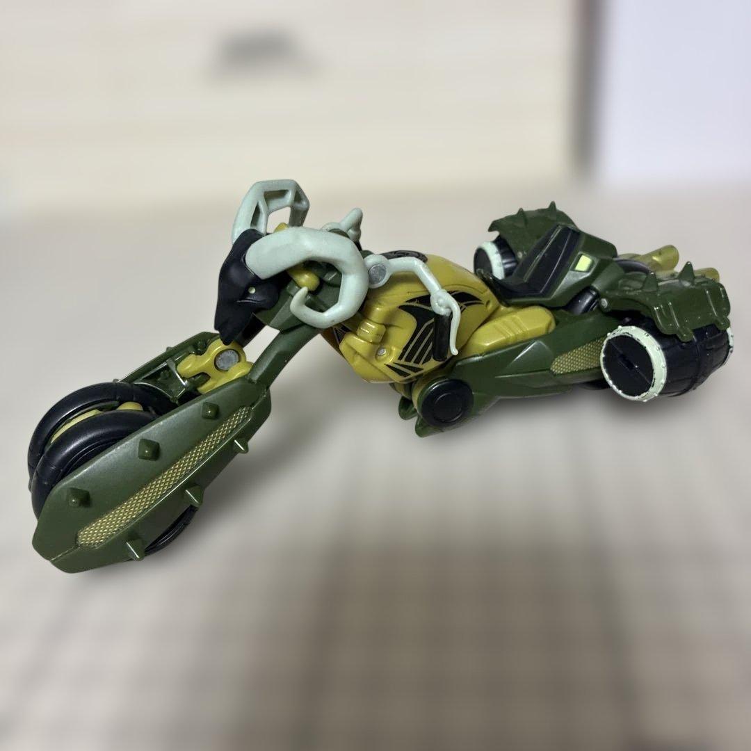 オイルスリック　オプティマス　サイバトロンモード　2体セット