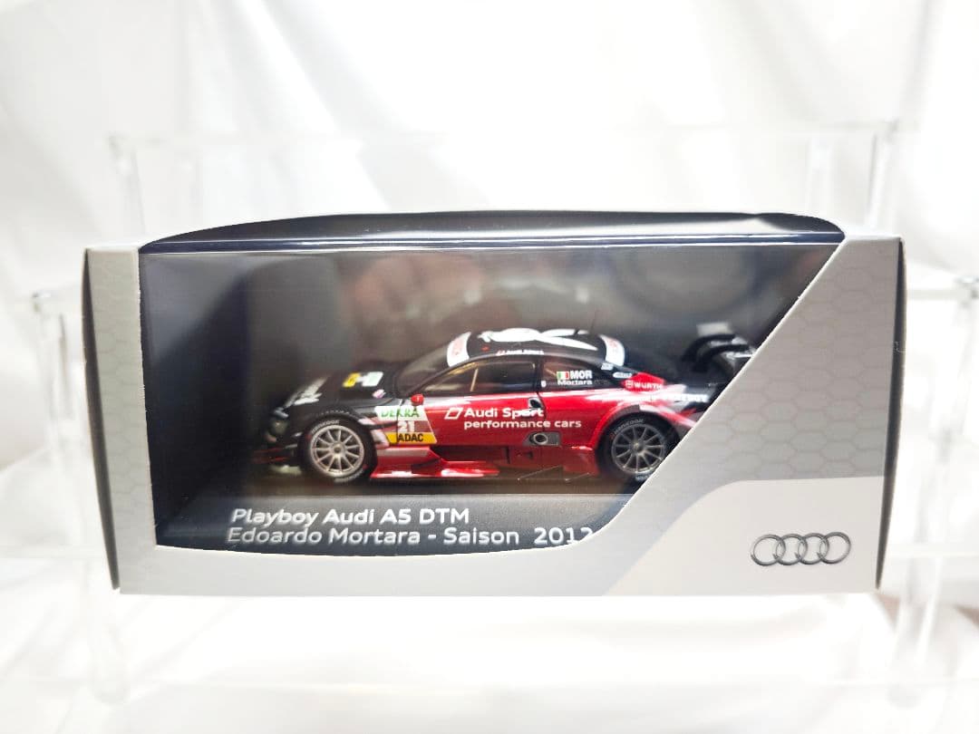 Playboy Audi A5 DTM　1/43 ミニカー　フィギュア　アウディ
