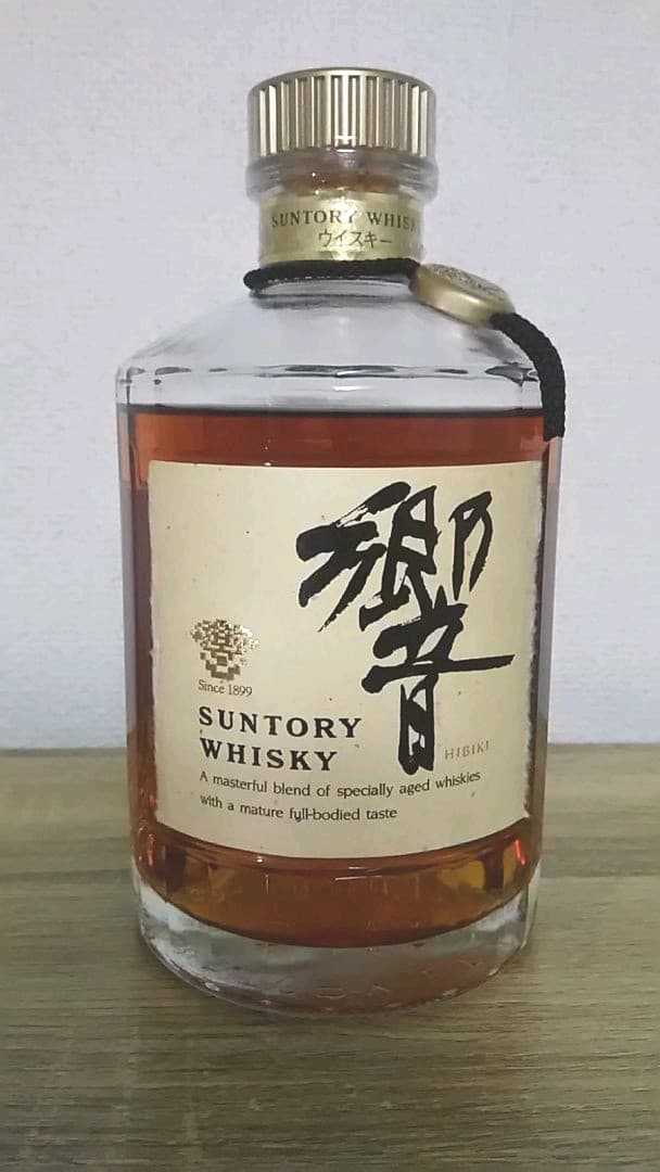 サントリー　響( 旧17年 )　金キャップ　未開栓　K2119