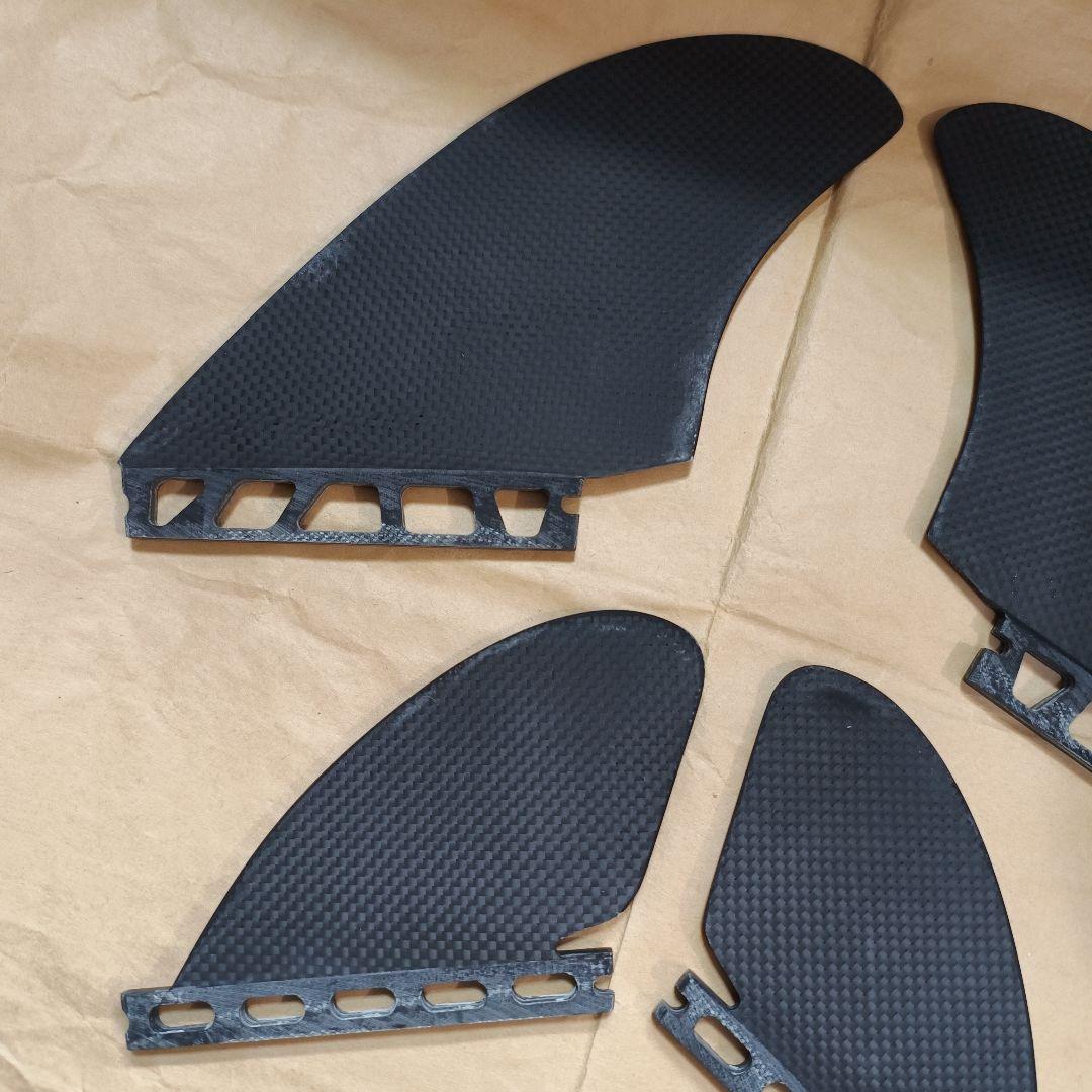 アウトレットSALE　カーボンコア　クワッドフィン　フューチャーフィン対応