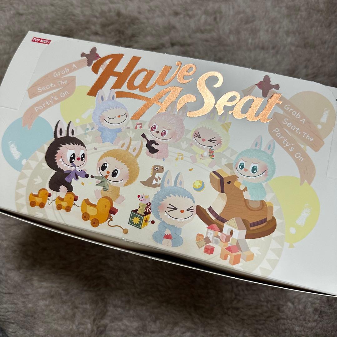 LABUBU ラブブ　ハブアシート　Have a Seat アソート box