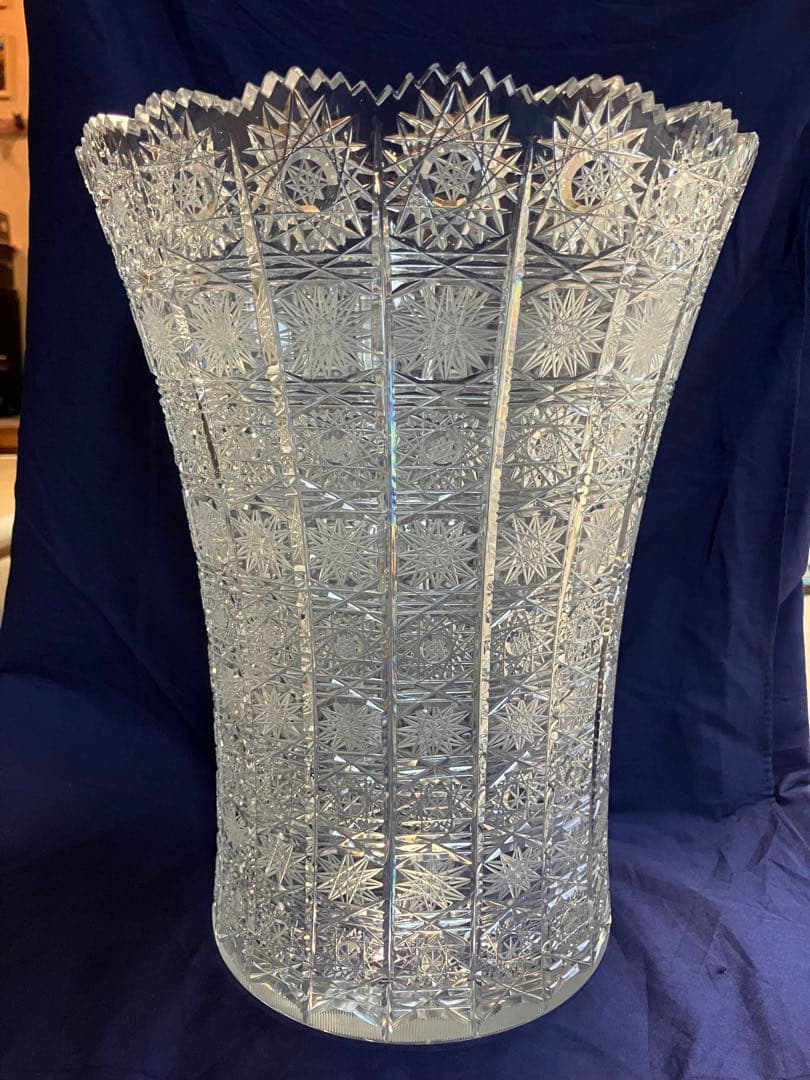 ボヘミアグラス　花瓶　大型