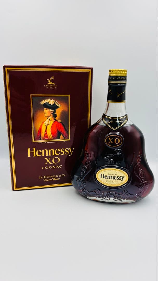 ヘネシー XO クリアボトル 700ml 40度 ブランデー 黒金キャップ