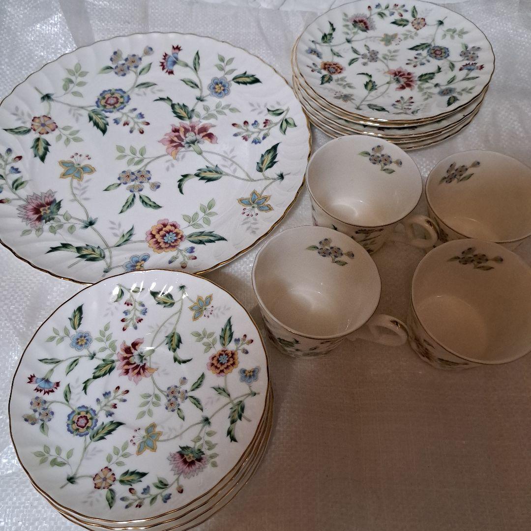 エクシード　ボン　カップ&ソーサー4個セット　大皿1枚　中皿5枚