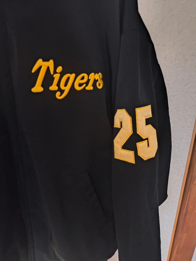 阪神タイガース　実使用　支給　練習　グランドコート　ジャケット　キャンプ　前川