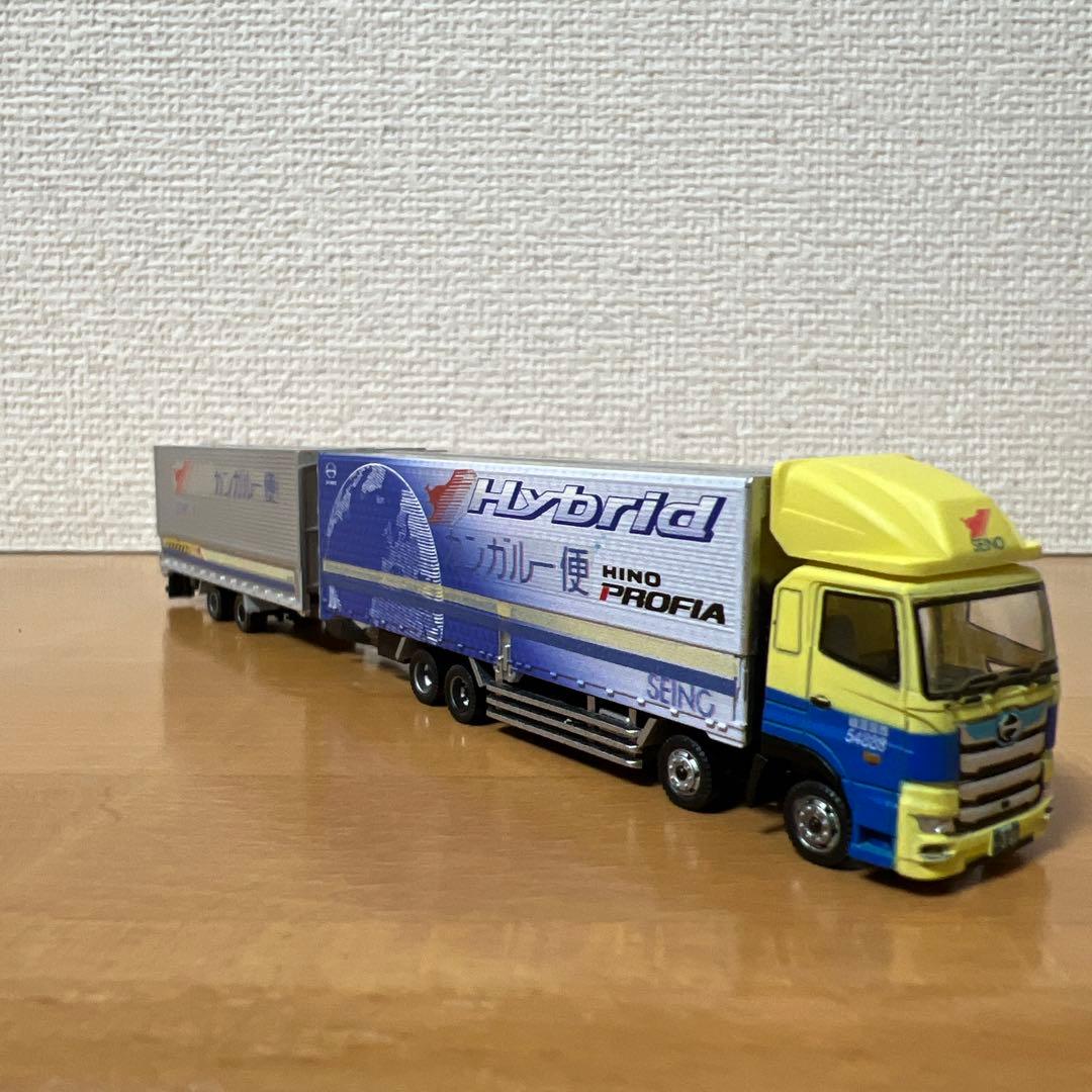 トレーラーコレクション　日野プロフィアハイブリッド仕様　西濃運輸フルトレーラー