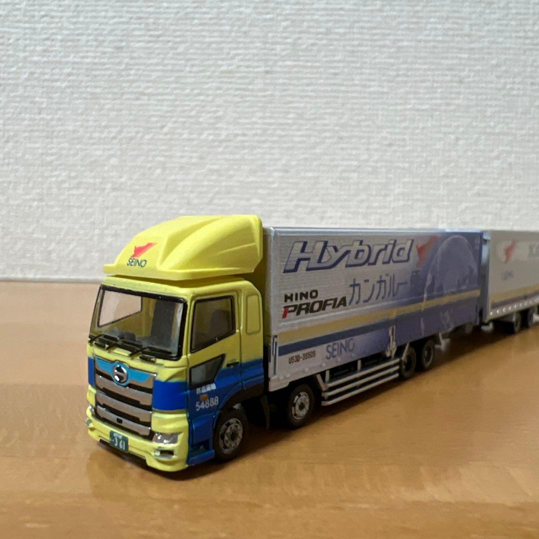 トレーラーコレクション　日野プロフィアハイブリッド仕様　西濃運輸フルトレーラー