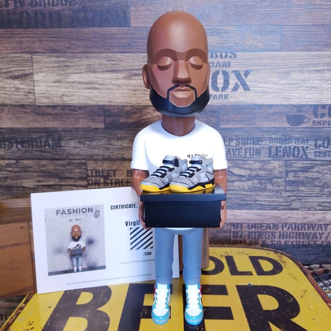 OFF-WHITE Virgil Abloh フィギュア スニーカー付き