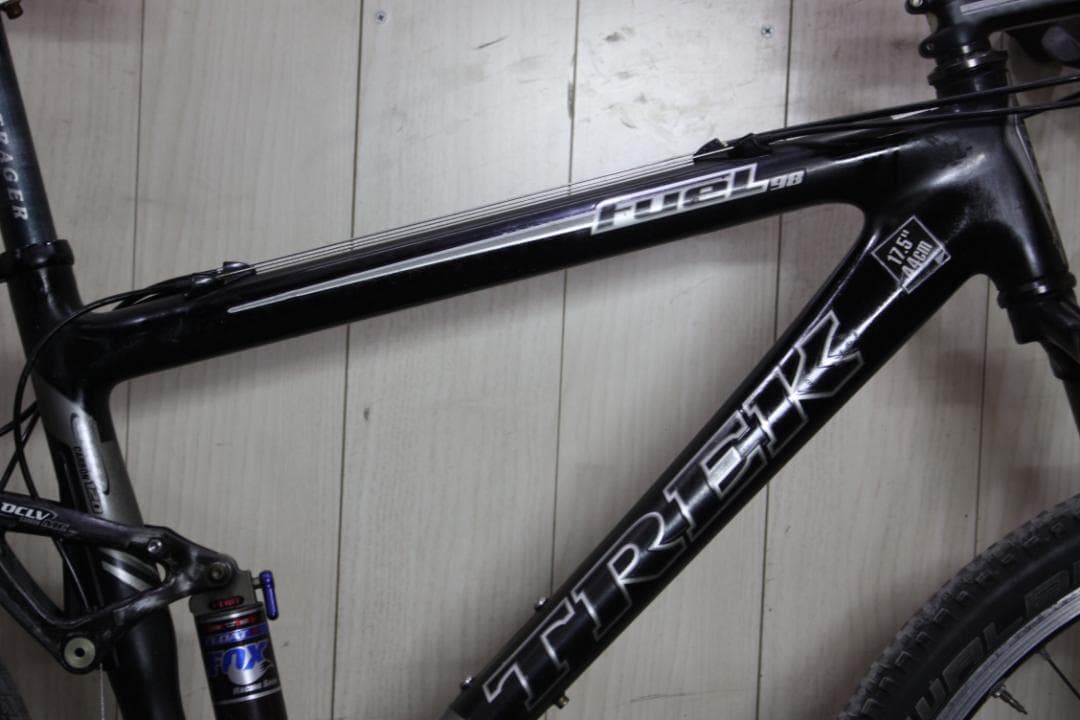トレックTREK FUEL98 フールカーボン26型27速 440mm MTB