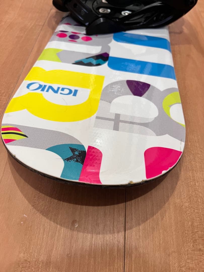 キッズスノーボード100 ビンディング未使用品