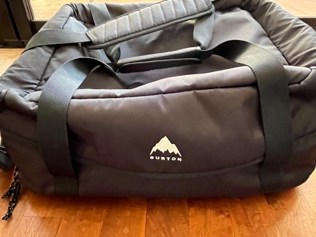 美品　バートンBurton ギグ 70L ダッフルバッグ　スノーボード