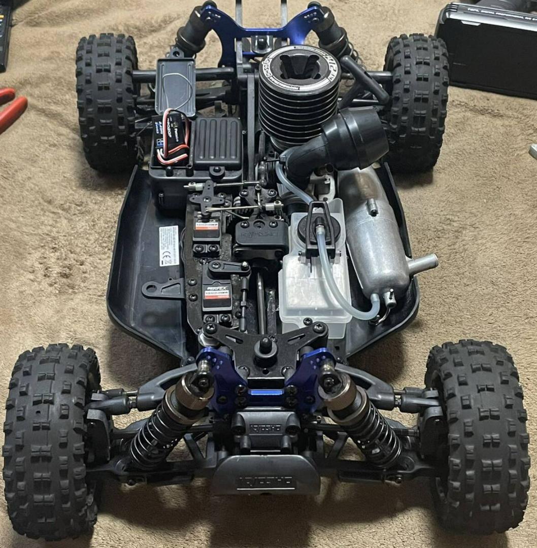 京商 1/8 インファーノ INFERNO NEO3.0 本格エンジンバギー