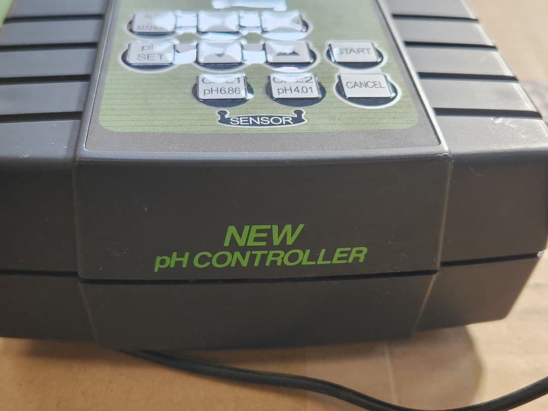 ジャレコ　PHコントローラー　水槽　CO2 二酸化炭素添加　自動　水草