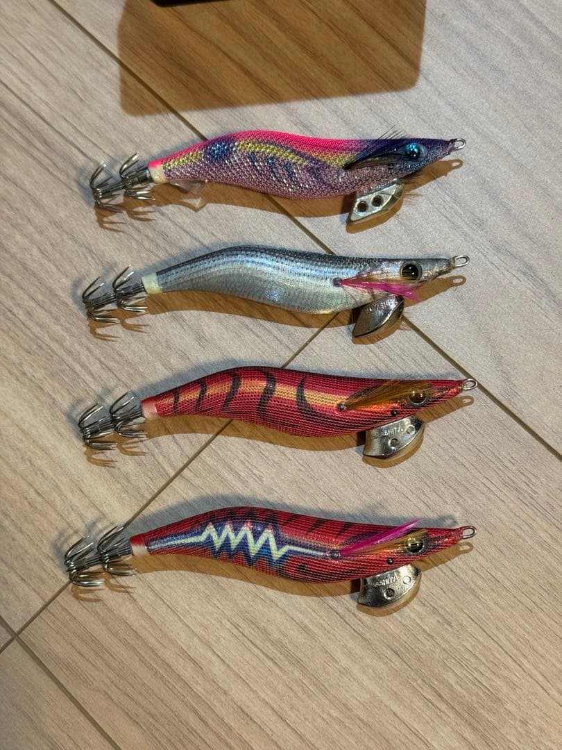 エギの詰め合わせ（ケース付き）中古。　一部未使用あり