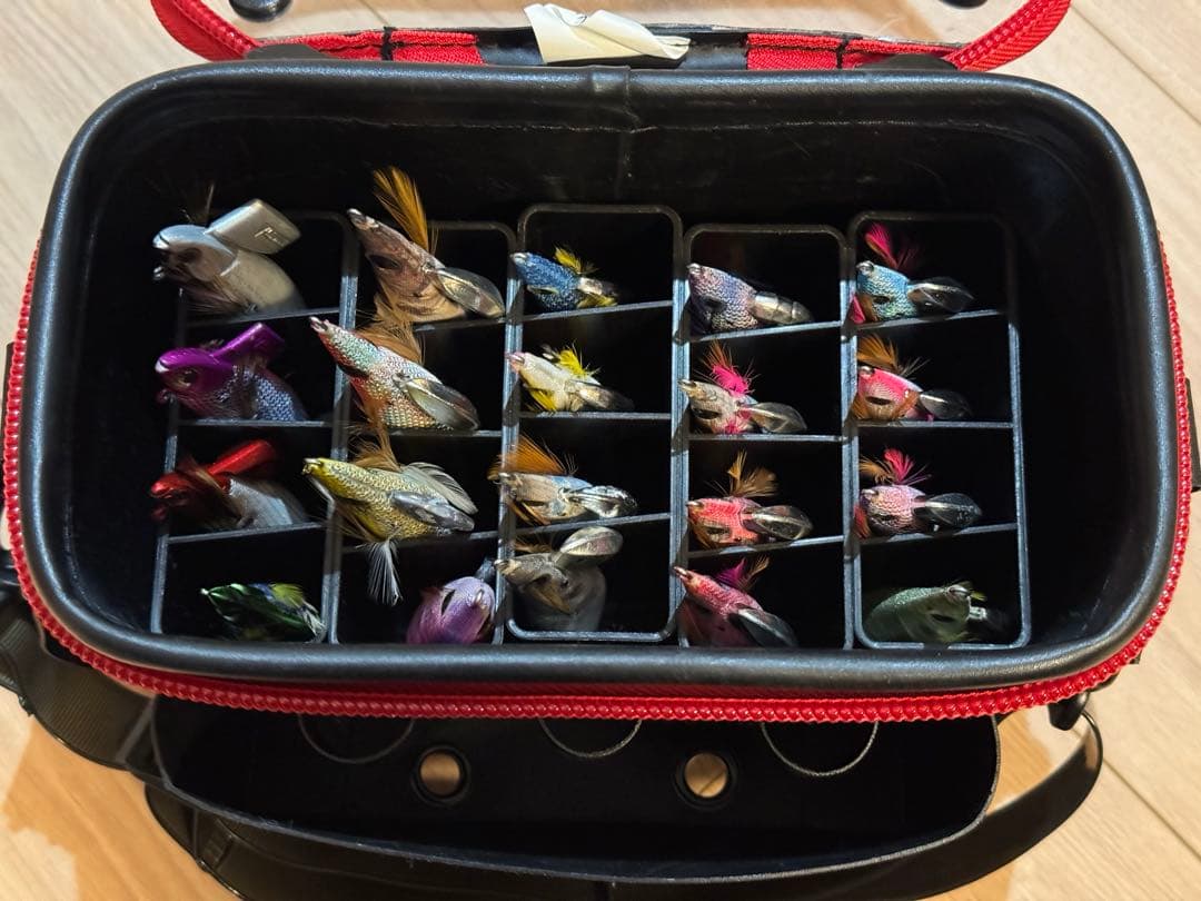 エギの詰め合わせ（ケース付き）中古。　一部未使用あり