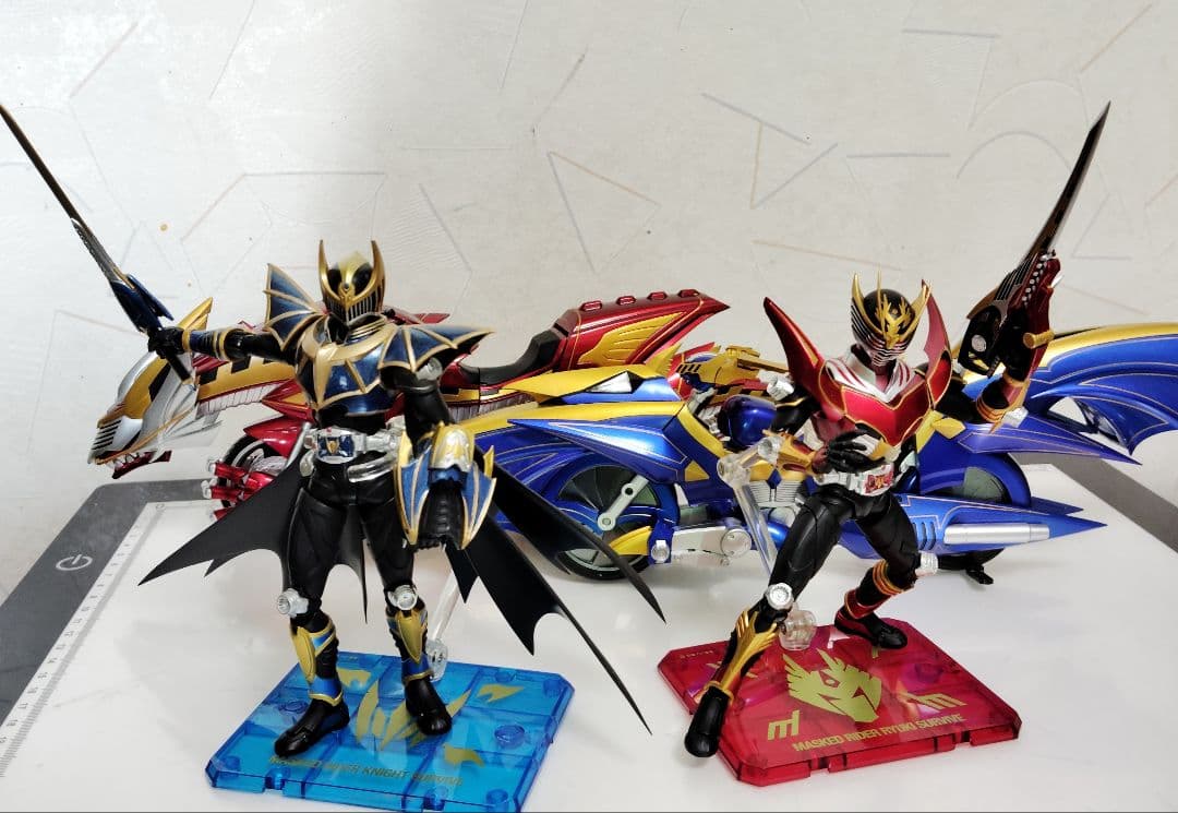 仮面ライダー龍騎　shフィギュアーツ