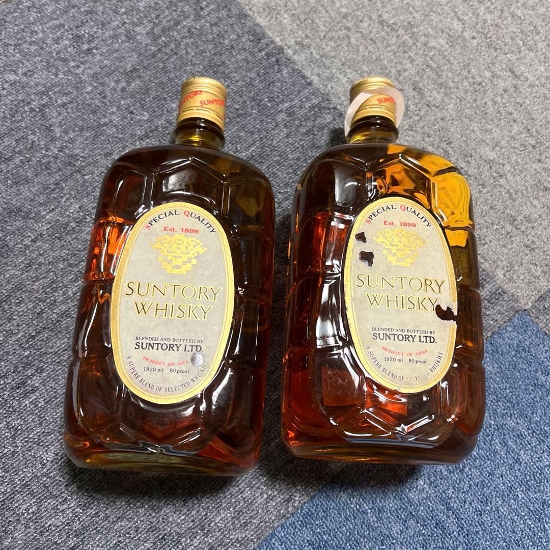 希少　サントリー　ウイスキー 白角 1920ml 旧ラベル　古酒　未開封