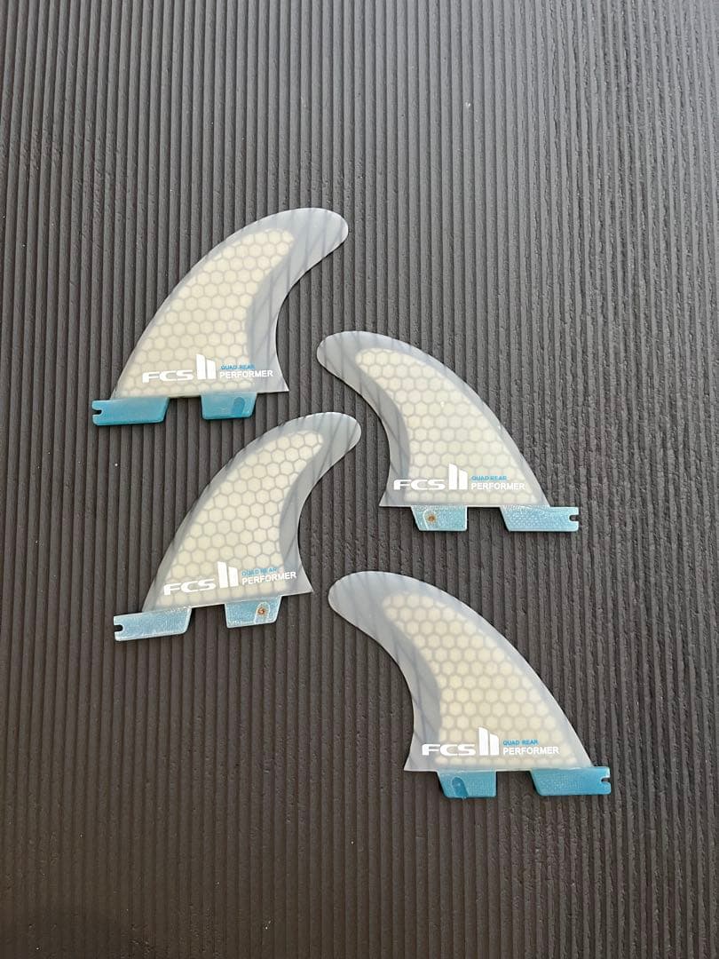 FCS2 Quad Rear Performerサーフボードフィン L＆Mセット