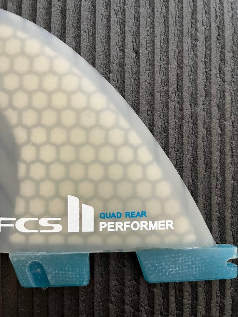 FCS2 Quad Rear Performerサーフボードフィン L＆Mセット