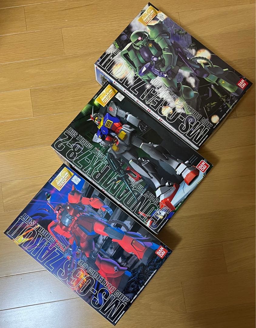 マスターグレード　1/100 プラモデル 【最初期・絶版品】 3セット‼️