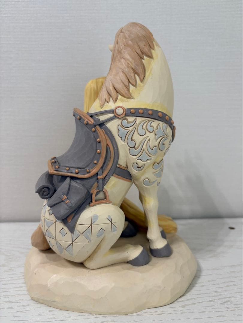 ラプンツェル　Disney トラディション　ホワイトシリーズ　開封済新品