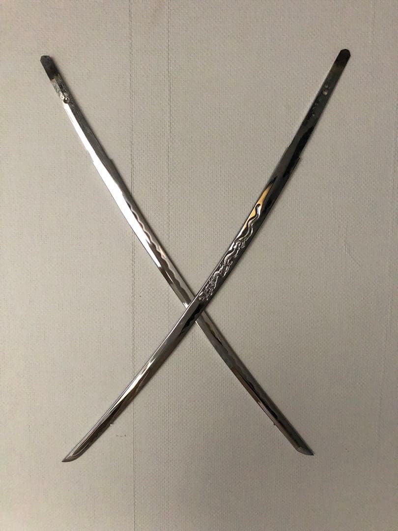 るろうに剣心の逆刃刀&龍彫刻刀88センチ模造刀2本セット抜身刀身　鞘も付けます★