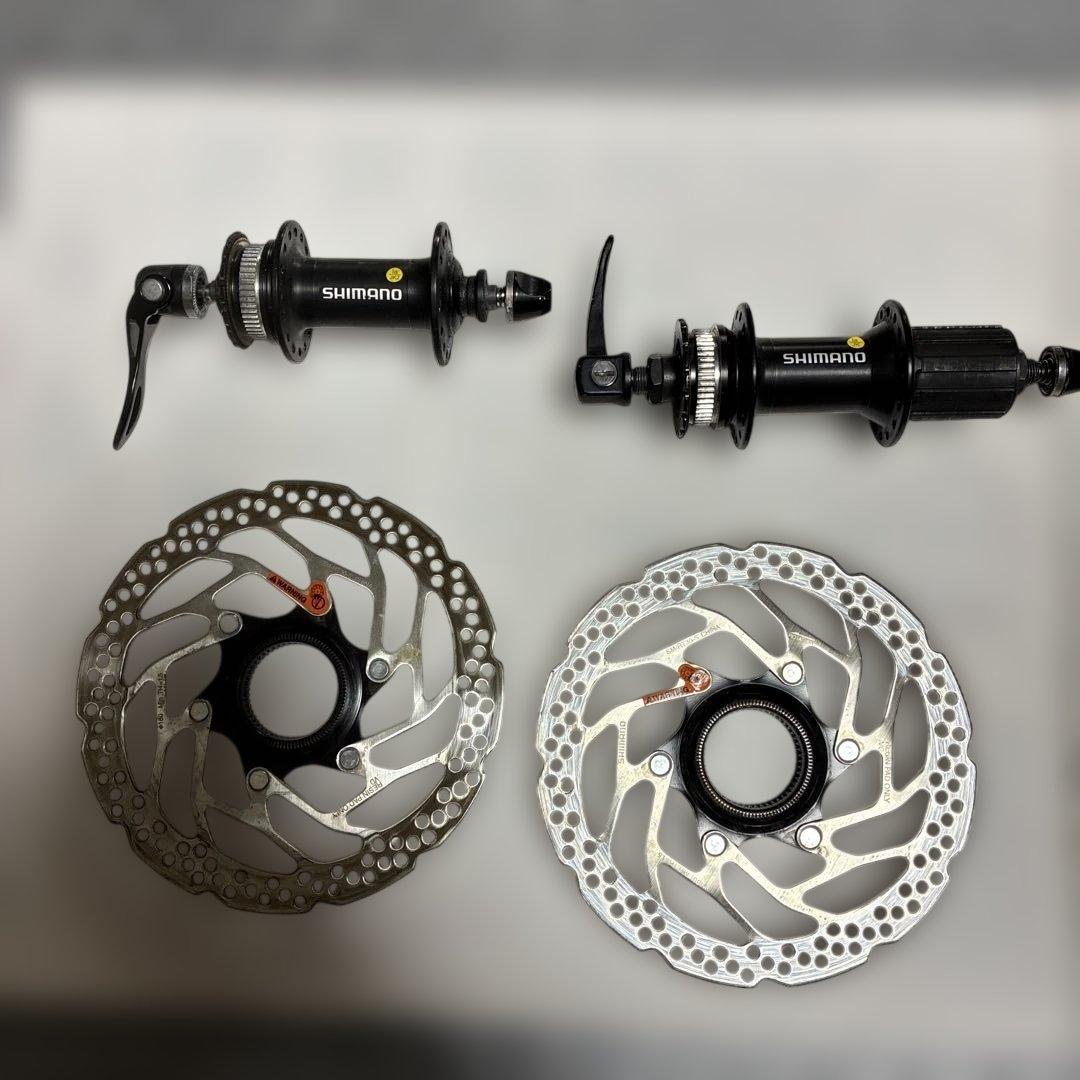 SHIMANO センターロックハブ