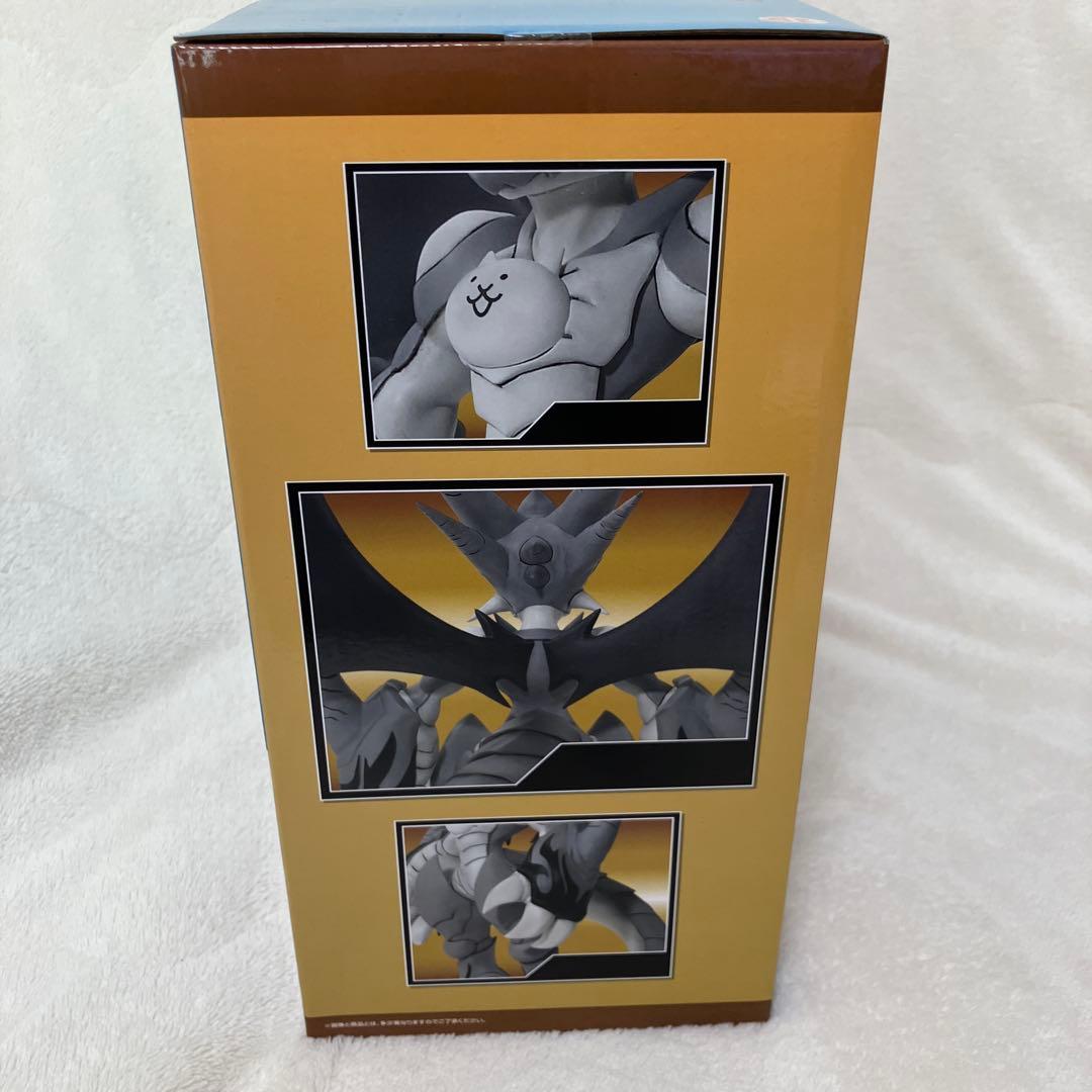 にゃんこ大戦争 一番くじ　A賞　覚醒のネコムートフィギュア　未開封品