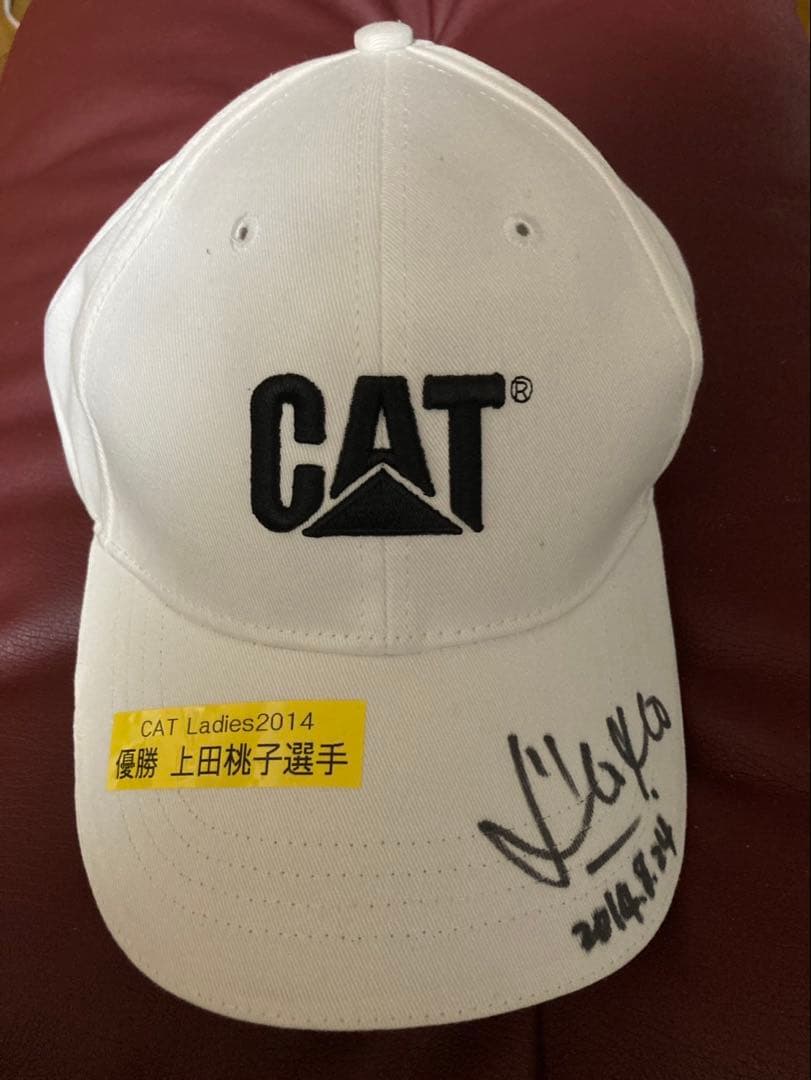 ［上田桃子］CAT Ladies 2014 サイン入りキャップ
