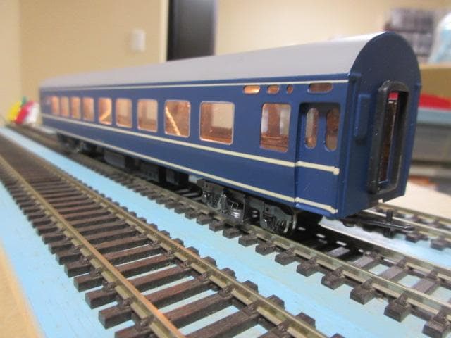 20系 特急形客車 （ナハネ20 ナロネフ21) HOゲージ (金属・カツミ製）