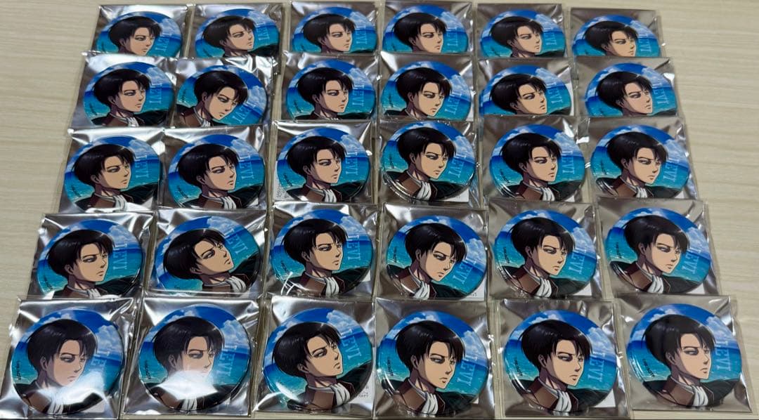 カラオケの鉄人 リヴァイ 缶バッジ